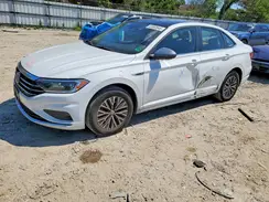 3VWEB7BUXKM234054 2019 VOLKSWAGEN JETTA