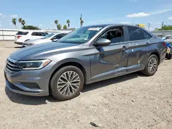 3VWEB7BUXKM242588 2019 VOLKSWAGEN JETTA