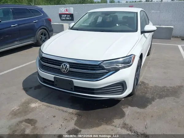 3VWEM7BU0NM008233 2022 VOLKSWAGEN JETTA - Image 2