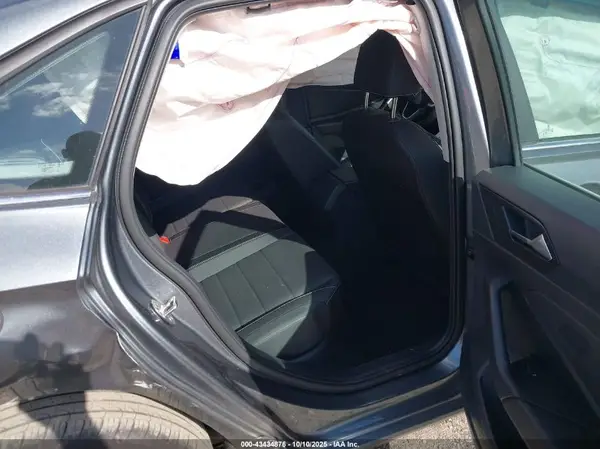 3VWEM7BU0PM059802 2023 VOLKSWAGEN JETTA - Image 8