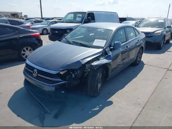 3VWEM7BU0RM013583 2024 VOLKSWAGEN JETTA - Image 2
