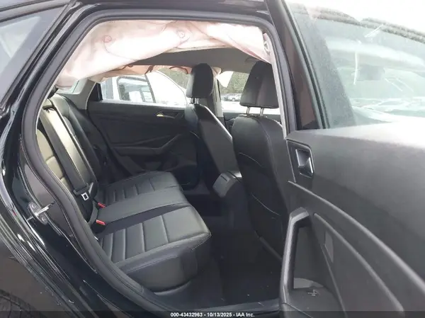 3VWEM7BU0RM015687 2024 VOLKSWAGEN JETTA - Image 8