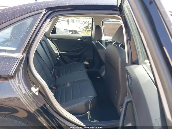 3VWEM7BU0RM033395 2024 VOLKSWAGEN JETTA - Image 8