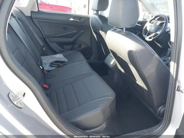 3VWEM7BU0RM087957 2024 VOLKSWAGEN JETTA - Image 8