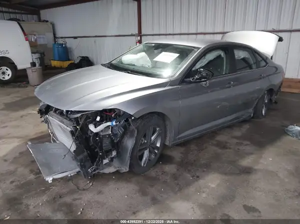 3VWEM7BU2RM017389 2024 VOLKSWAGEN JETTA - Image 2