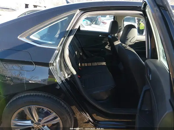 3VWEM7BU2RM101017 2024 VOLKSWAGEN JETTA - Image 8
