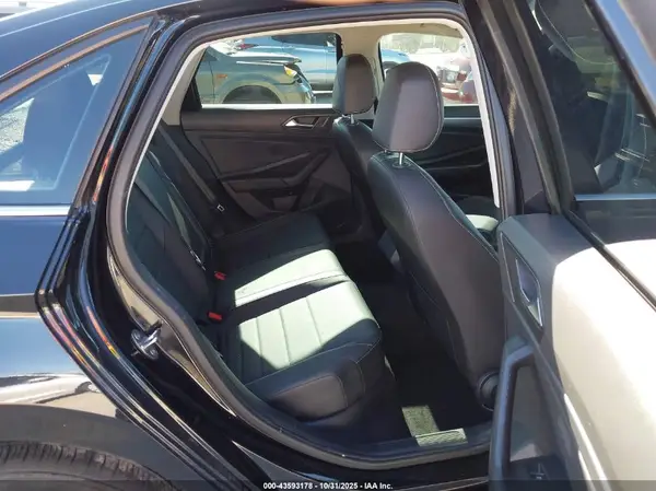 3VWEM7BU3RM093042 2024 VOLKSWAGEN JETTA - Image 8