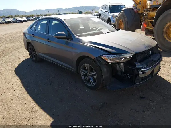 3VWEM7BU4RM047879 2024 VOLKSWAGEN JETTA - Image 1