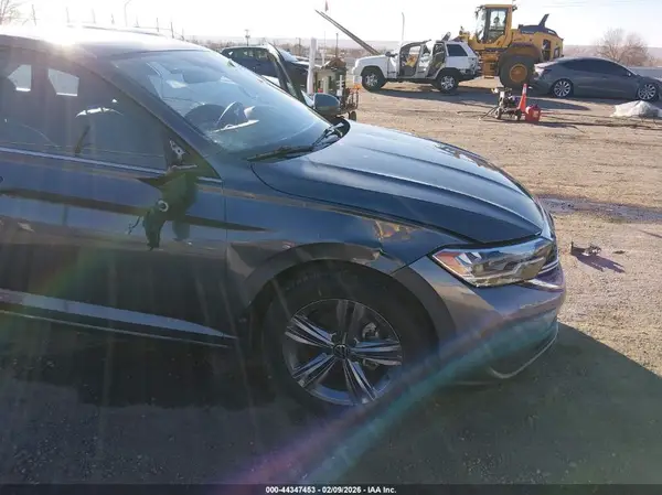 2024 VOLKSWAGEN JETTA auction photo 6