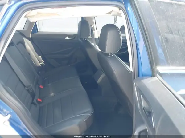 3VWEM7BU8RM077175 2024 VOLKSWAGEN JETTA - Image 8