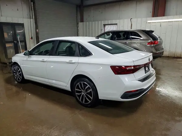 3VWEX7BU1SM102656 2025 VOLKSWAGEN JETTA - Image 2