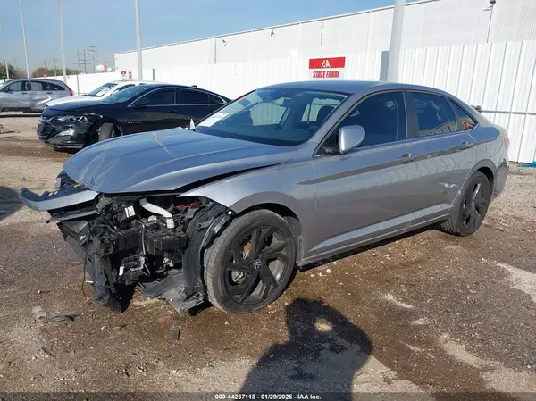3VWEX7BU1SM103497 2025 VOLKSWAGEN JETTA - Image 2