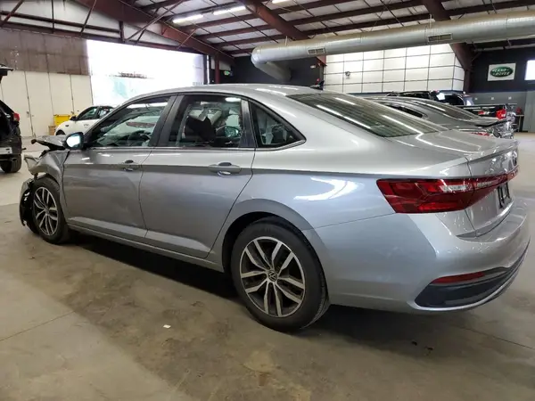 3VWEX7BU3SM021464 2025 VOLKSWAGEN JETTA - Image 2
