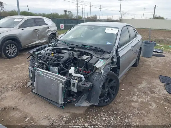 3VWEX7BU4SM040041 2025 VOLKSWAGEN JETTA - Image 2