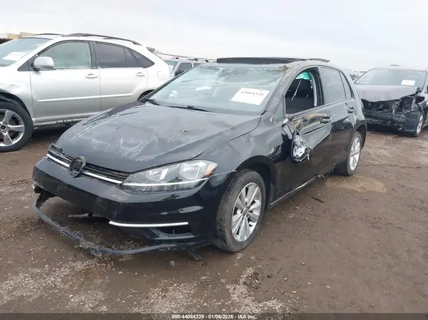 3VWG17AU2JM264418 2018 VOLKSWAGEN GOLF - Image 2