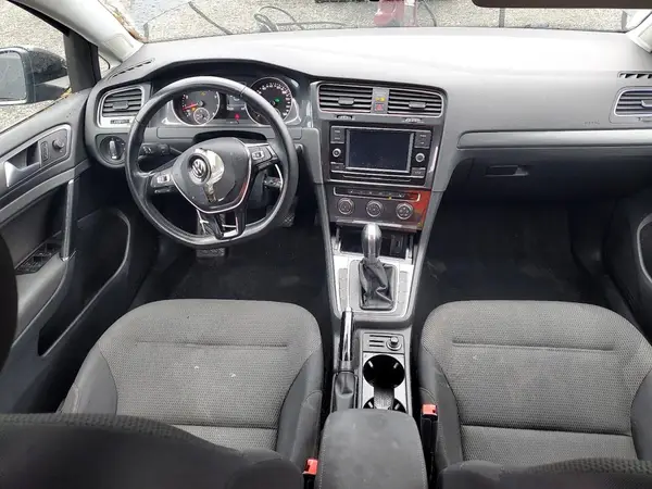 3VWG17AU2JM276584 2018 VOLKSWAGEN GOLF - Image 8