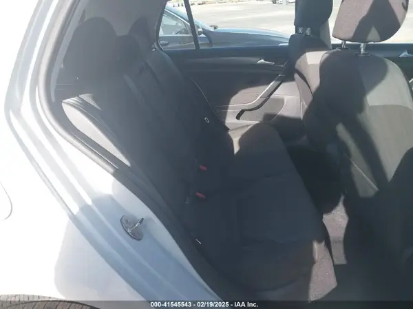 3VWG17AU4JM251864 2018 VOLKSWAGEN GOLF - Image 8