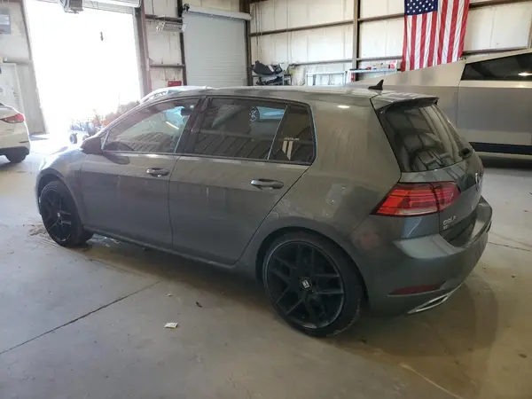 3VWG17AU4JM255249 2018 VOLKSWAGEN GOLF - Image 2