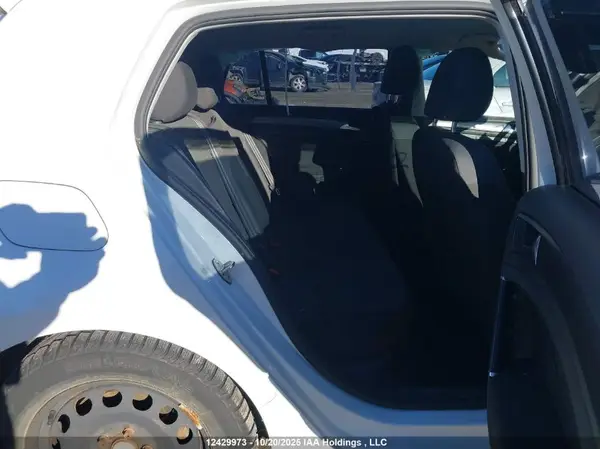 3VWG17AU4JM271709 2018 VOLKSWAGEN GOLF - Image 8