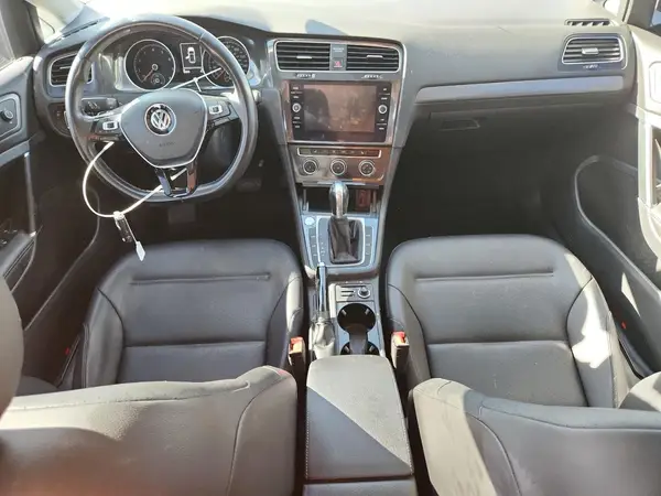3VWG17AU4JM272276 2018 VOLKSWAGEN GOLF - Image 8