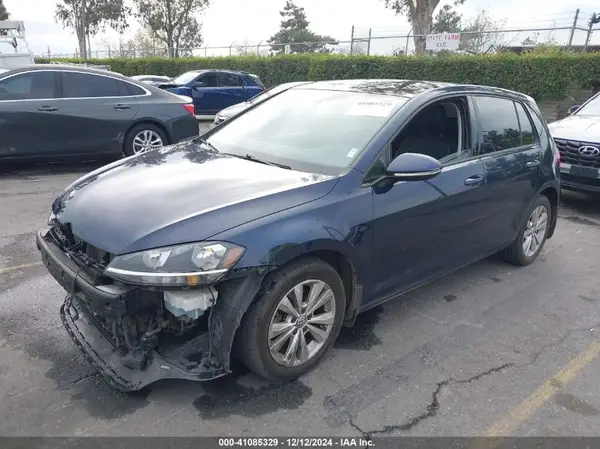 3VWG17AU5JM284033 2018 VOLKSWAGEN GOLF - Image 2
