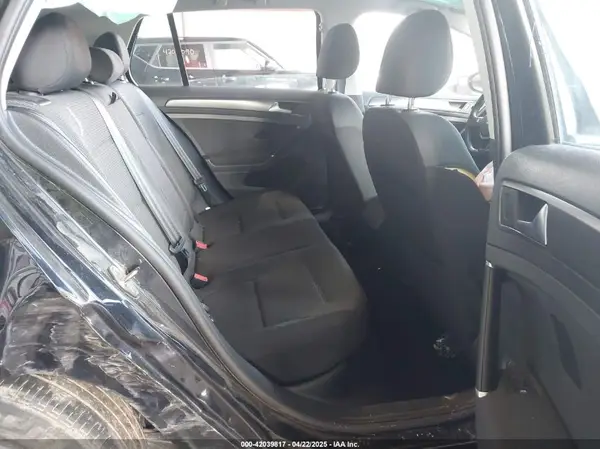 3VWG17AU5JM287174 2018 VOLKSWAGEN GOLF - Image 8