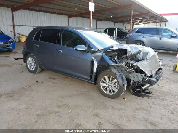 3VWG17AU6JM280024 2018 VOLKSWAGEN GOLF - Image 1