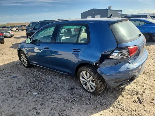 3VWG17AU7JM262549 2018 VOLKSWAGEN GOLF - Image 2