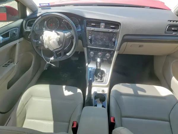 3VWG17AU7JM282011 2018 VOLKSWAGEN GOLF - Image 8