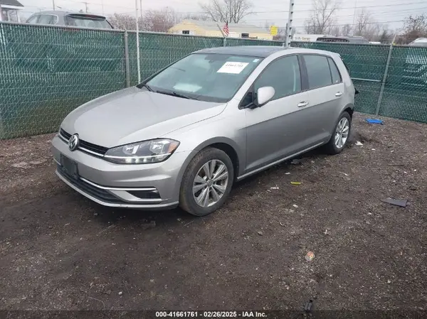 3VWG17AU8JM256033 2018 VOLKSWAGEN GOLF - Image 2