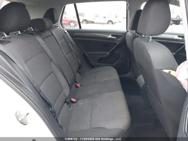 3VWG17AU8JM276489 2018 VOLKSWAGEN GOLF - Image 8