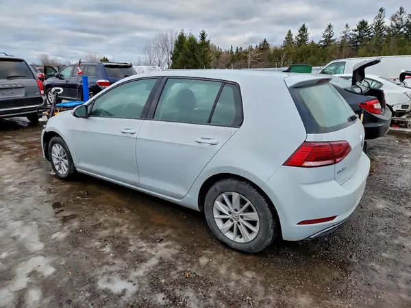 3VWG17AU8JM285466 2018 VOLKSWAGEN GOLF - Image 2