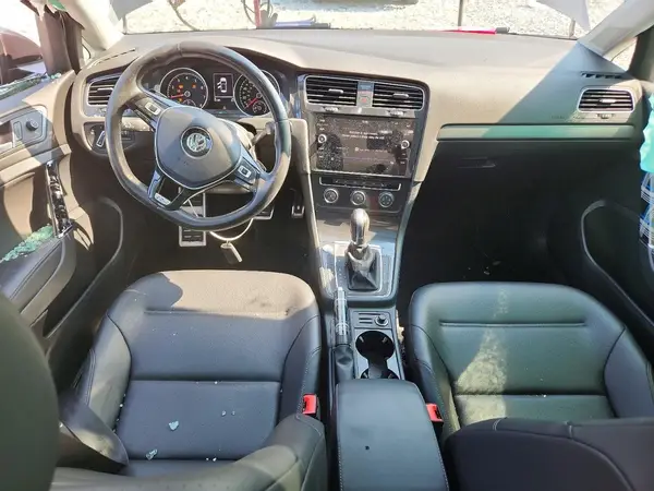 3VWG17AU8JM294278 2018 VOLKSWAGEN GOLF - Image 8