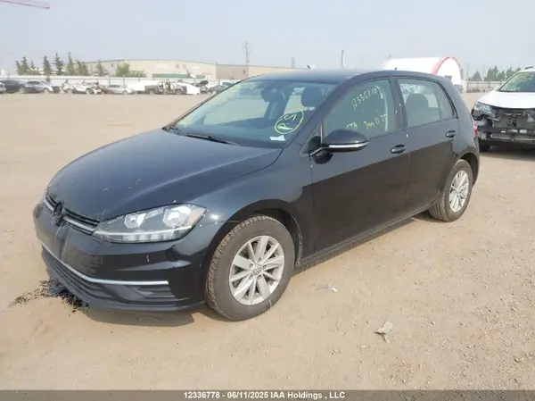 3VWG17AU9JM272063 2018 VOLKSWAGEN GOLF - Image 2