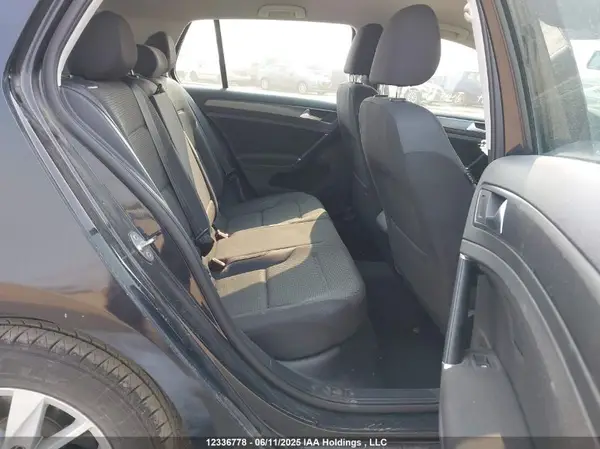 3VWG17AU9JM272063 2018 VOLKSWAGEN GOLF - Image 8