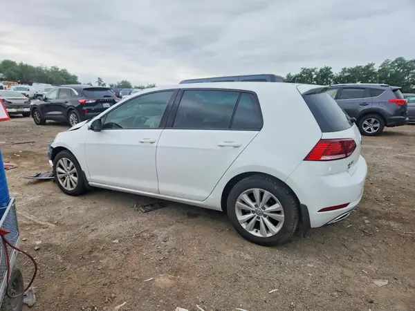 3VWG17AUXJM254770 2018 VOLKSWAGEN GOLF - Image 2