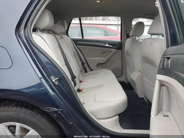 3VWG17AUXJM262660 2018 VOLKSWAGEN GOLF - Image 8