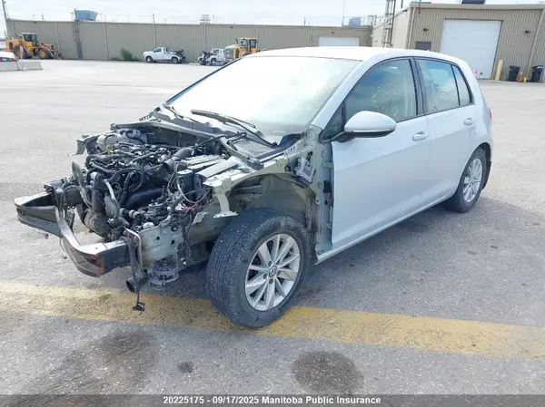 3VWG17AUXJM287736 2018 VOLKSWAGEN GOLF - Image 2