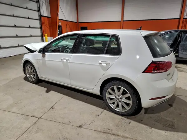 3VWG57AU1KM035704 2019 VOLKSWAGEN GOLF - Image 2