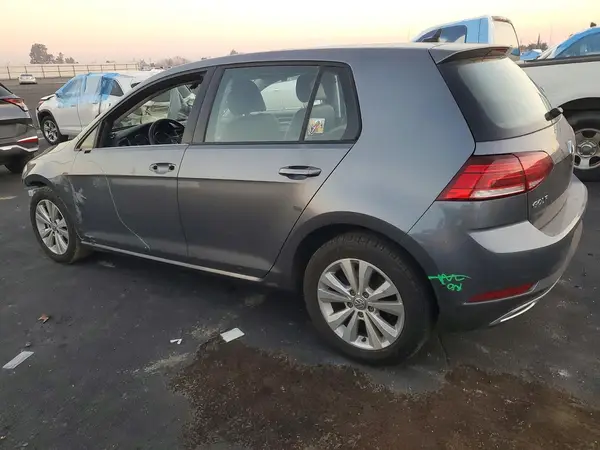3VWG57AU1MM004570 2021 VOLKSWAGEN GOLF - Image 2