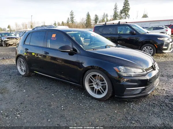 3VWG57AU2KM035503 2019 VOLKSWAGEN GOLF - Image 1