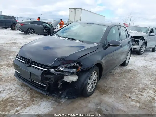 3VWG57AU3KM025840 2019 VOLKSWAGEN GOLF - Image 2
