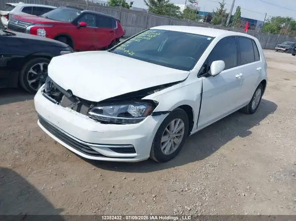 3VWG57AU9LM017016 2020 VOLKSWAGEN GOLF - Image 2