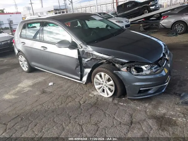 3VWG57AUXKM038150 2019 VOLKSWAGEN GOLF - Image 1