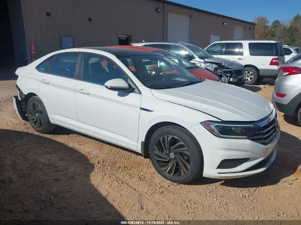 3VWG57BU0KM037040 2019 VOLKSWAGEN JETTA - Image 1