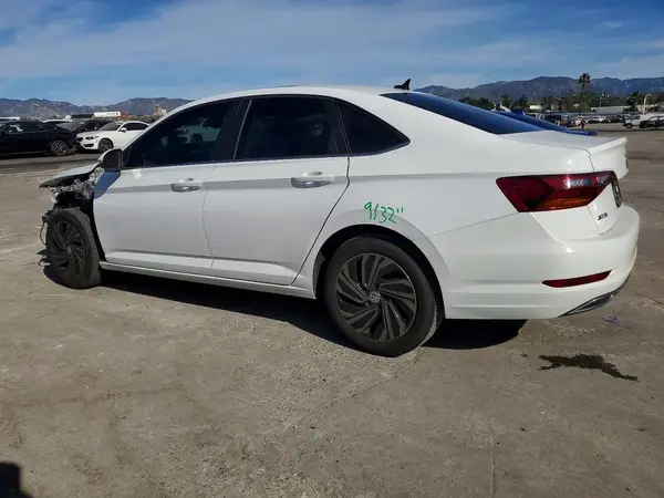 3VWG57BU1KM006315 2019 VOLKSWAGEN JETTA - Image 2