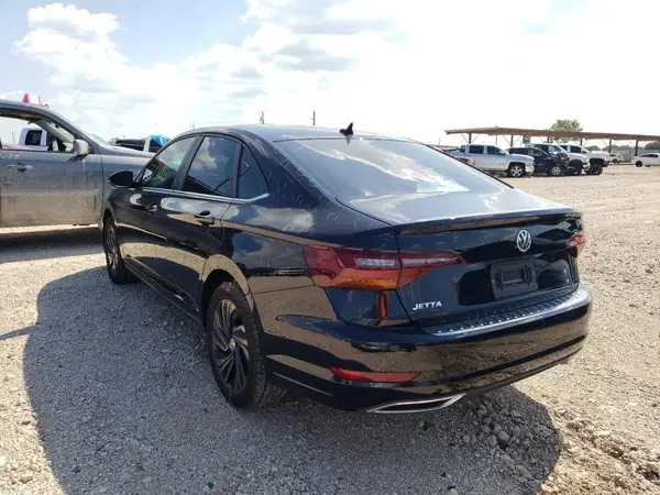 3VWG57BU1KM194575 2019 VOLKSWAGEN JETTA - Image 2