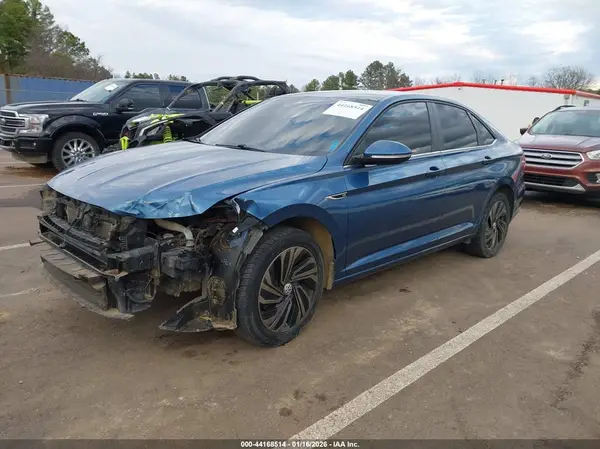 3VWG57BU3KM008230 2019 VOLKSWAGEN JETTA - Image 2