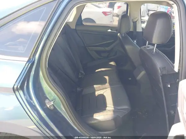 3VWG57BU3KM008258 2019 VOLKSWAGEN JETTA - Image 8