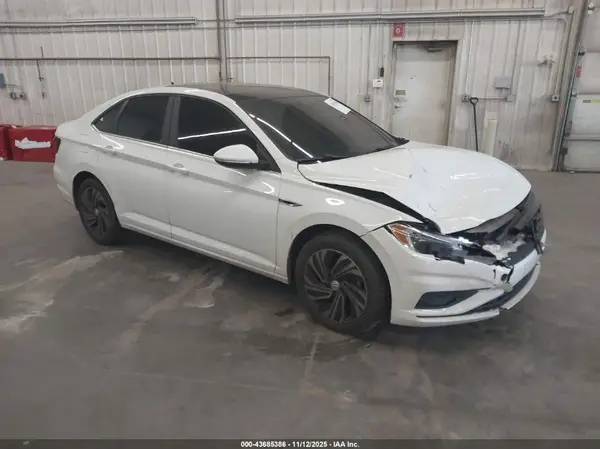 3VWG57BU3KM096194 2019 VOLKSWAGEN JETTA - Image 1